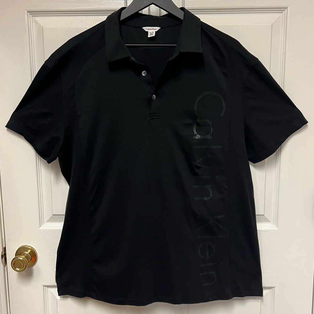 Calvin Klein Men's Polo Shirt in Black